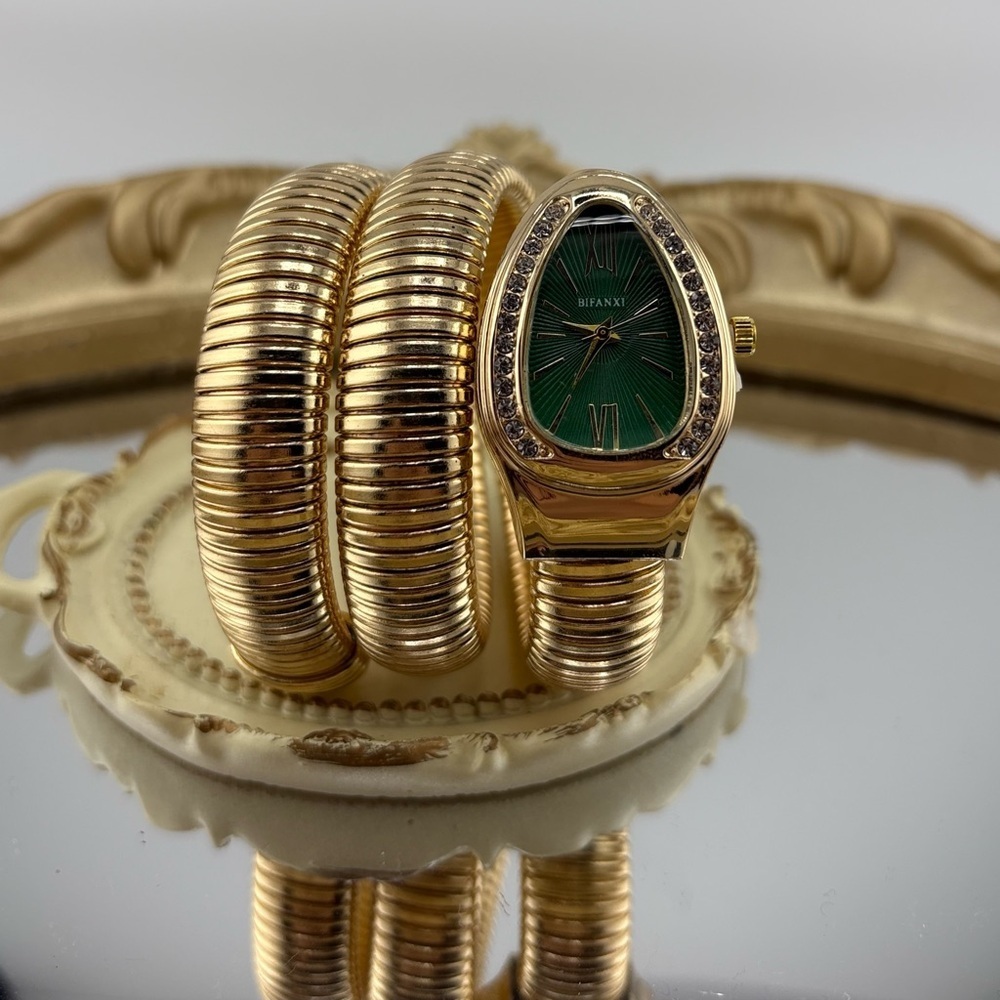 Serpenti Style Wrap Watch – Gold Tone | Green Dial - Picture 5 of 8